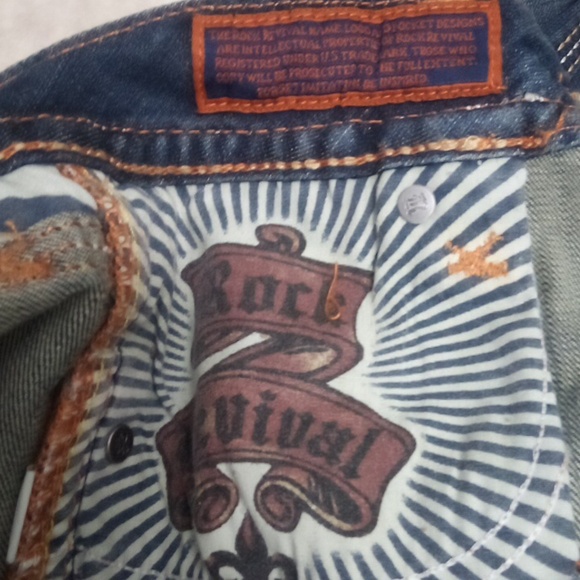 Rock Revival Women's 26 Straight Debbie Embellished Bejeweled Rhinestones NWOT - Picture 7 of 12